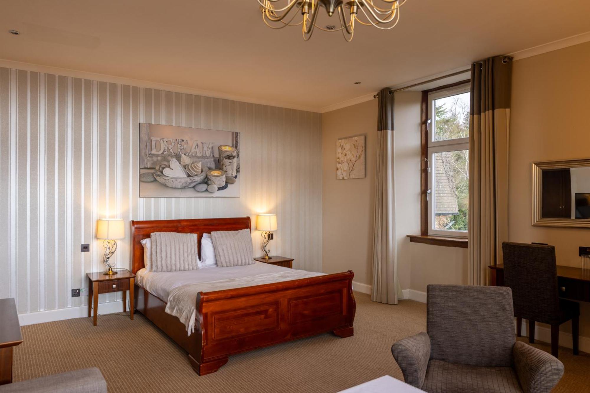Hotel Rosslea Hall 4*