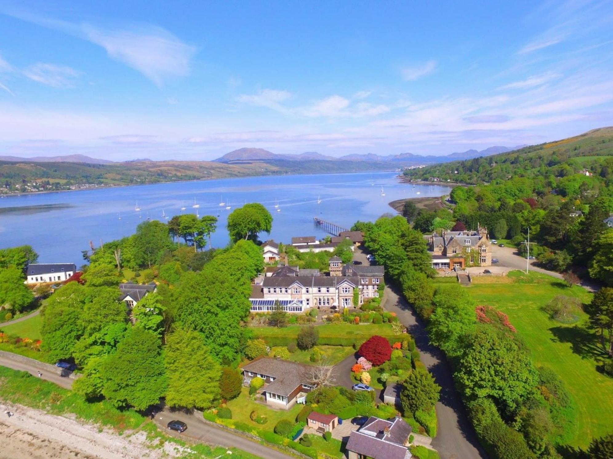 Rosslea Hall Hotel 4*