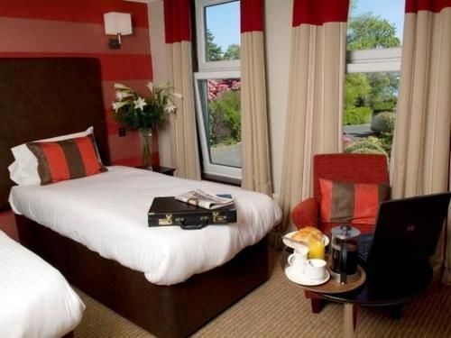 Rosslea Hall Hotel Rhu