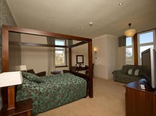Rosslea Hall Hotel 4*
