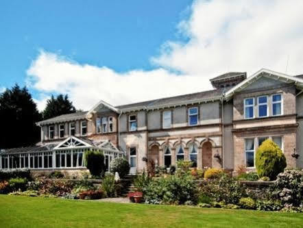 Rosslea Hall